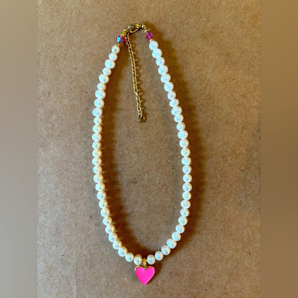 Pink enamel heart necklace with shell pearls